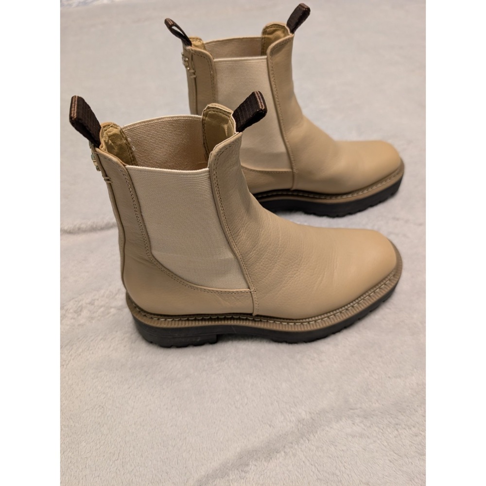 Sam Edelman Chelsea Waterproof Lug Soul/Laguna Size 6